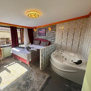 Отель Guer Royal Aparts